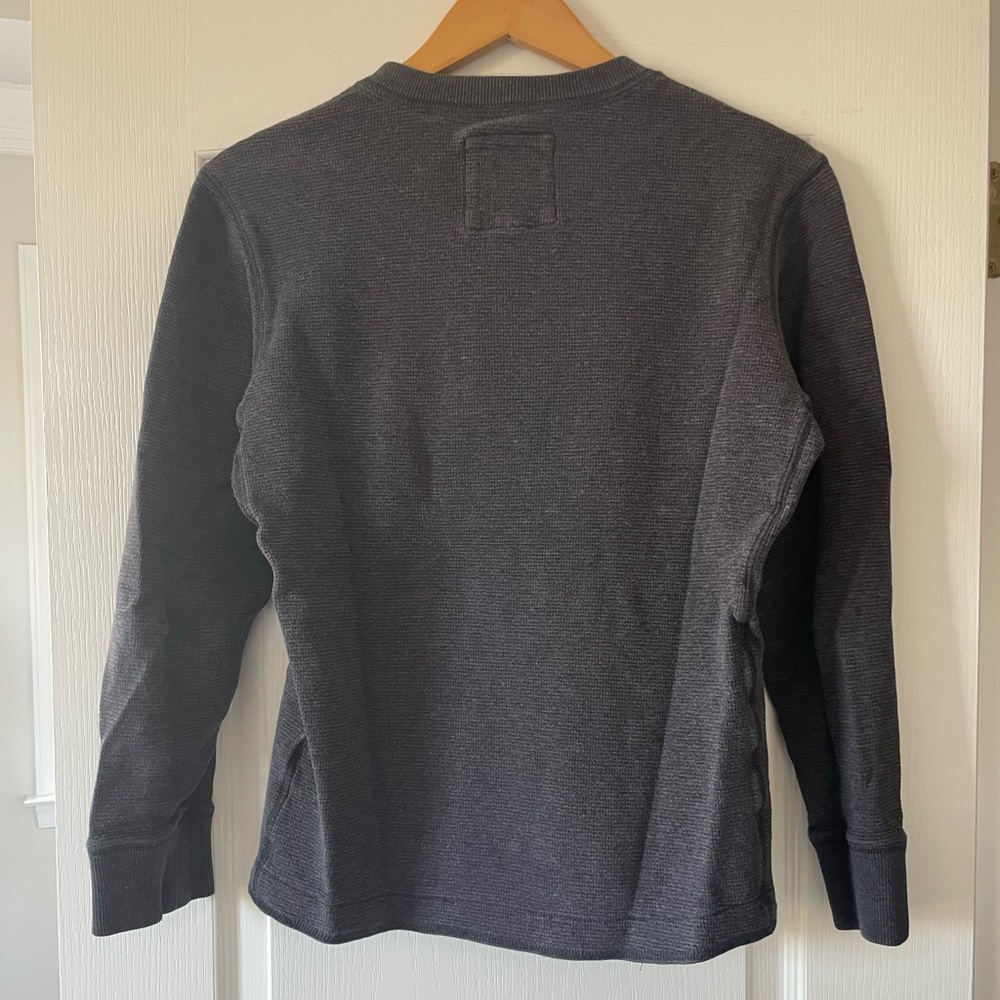 Eddie Bauer Henley - Picture 3 of 3